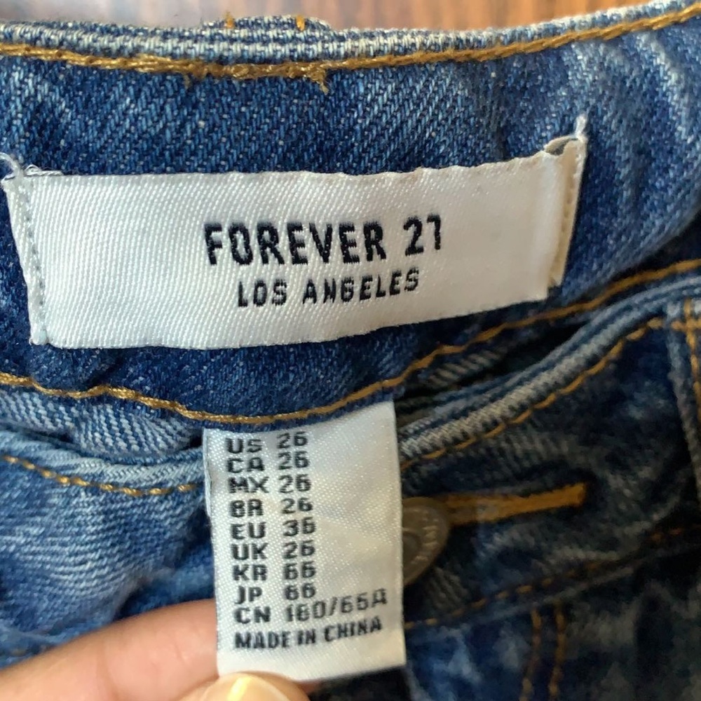 Forever21 Ripped Shorts - Picture 3 of 3